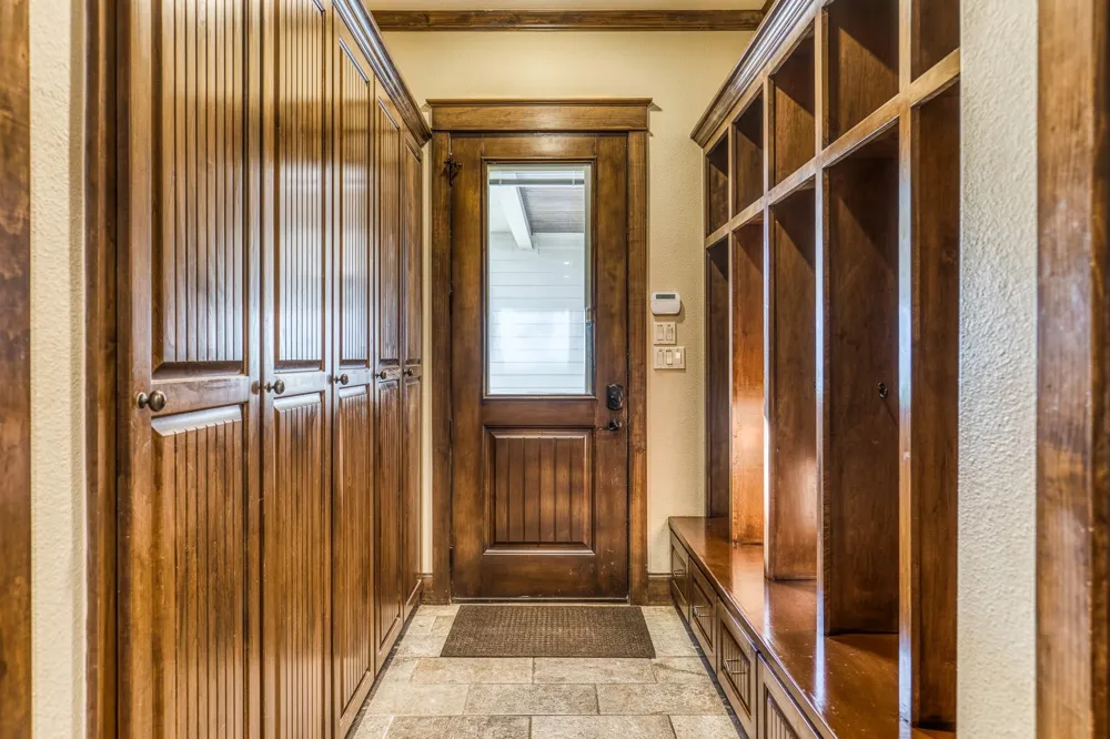 6892 Palm Rd Sealy, TX 77474