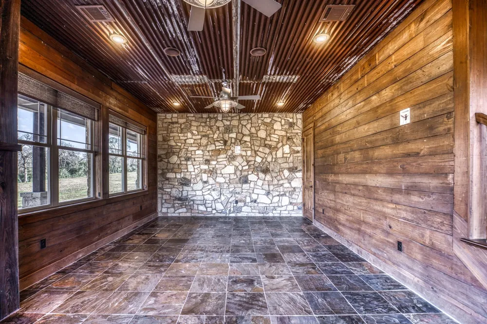 6892 Palm Rd Sealy, TX 77474