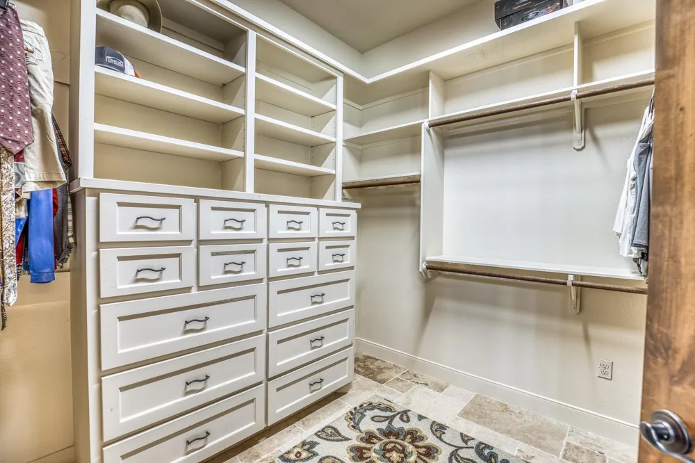 6892 Palm Rd Sealy, TX 77474