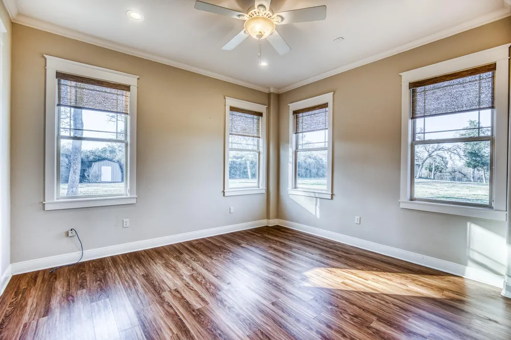 6892 Palm Rd Sealy, TX 77474