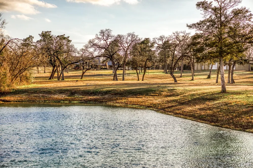 6892 Palm Rd Sealy, TX 77474
