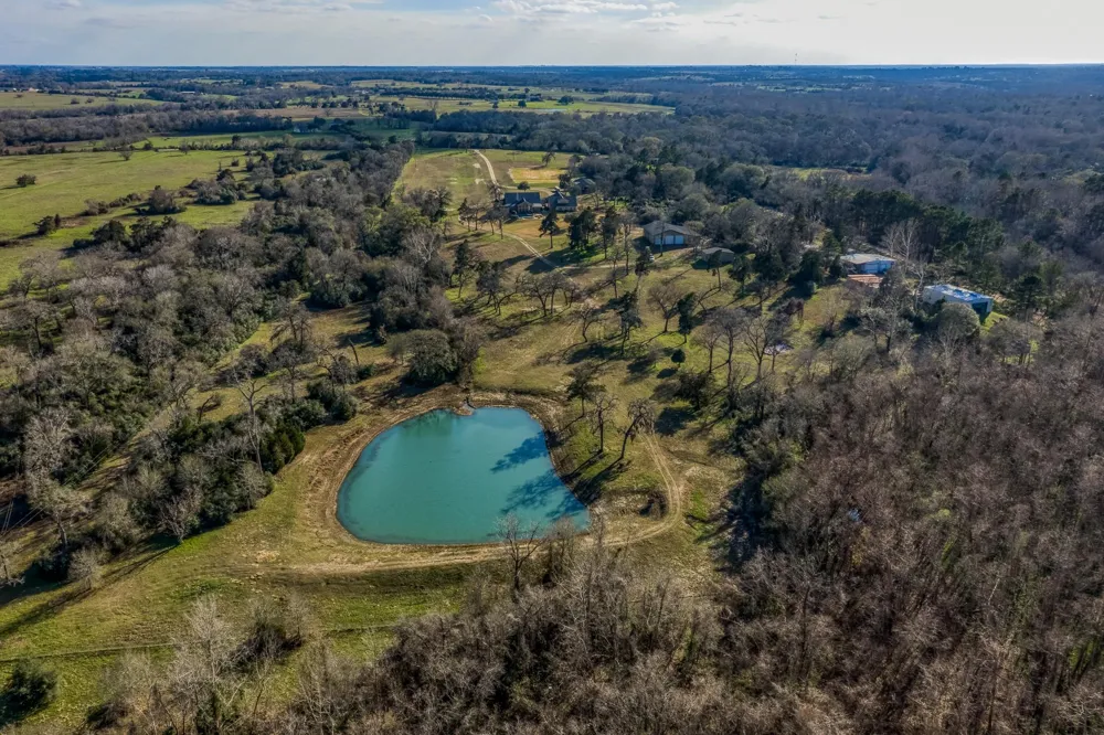 6892 Palm Rd Sealy, TX 77474