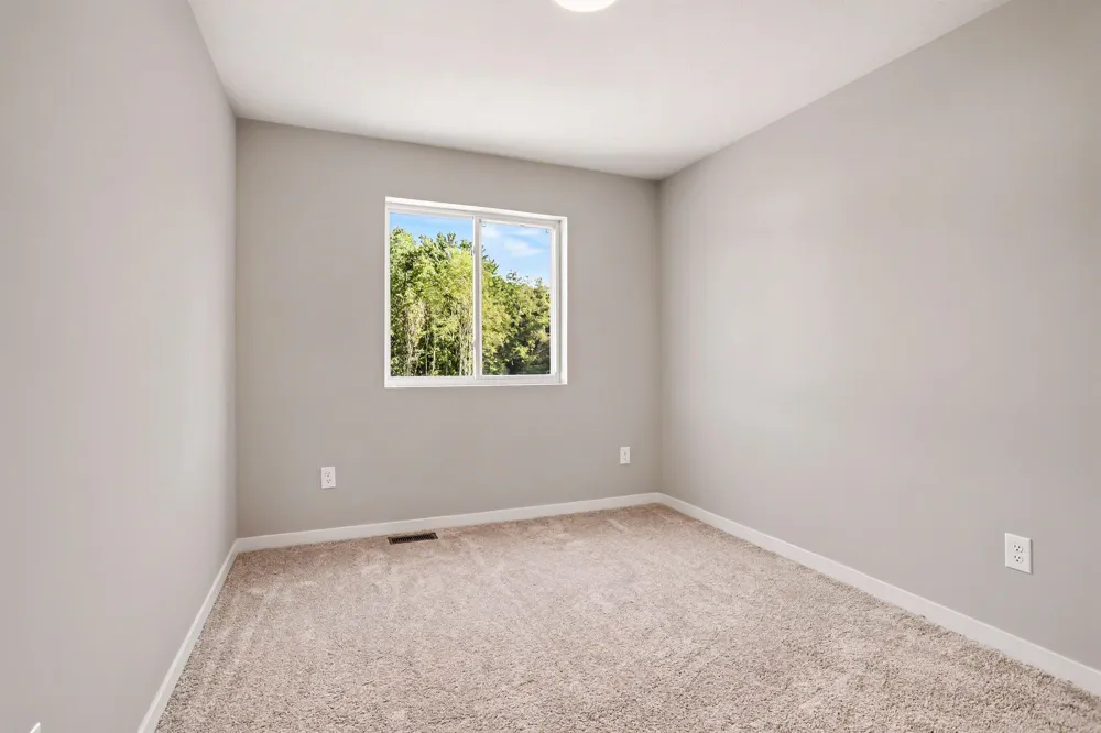 18370 Loganwood Trail Battle Creek, MI 49014