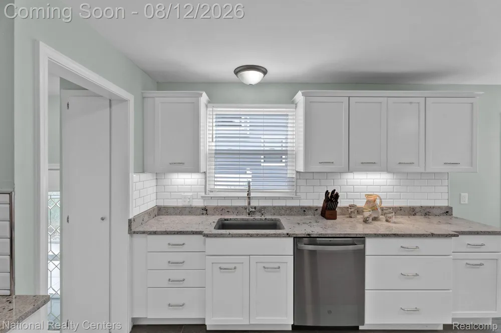 1659 Princeton Road Berkley City, MI 48072