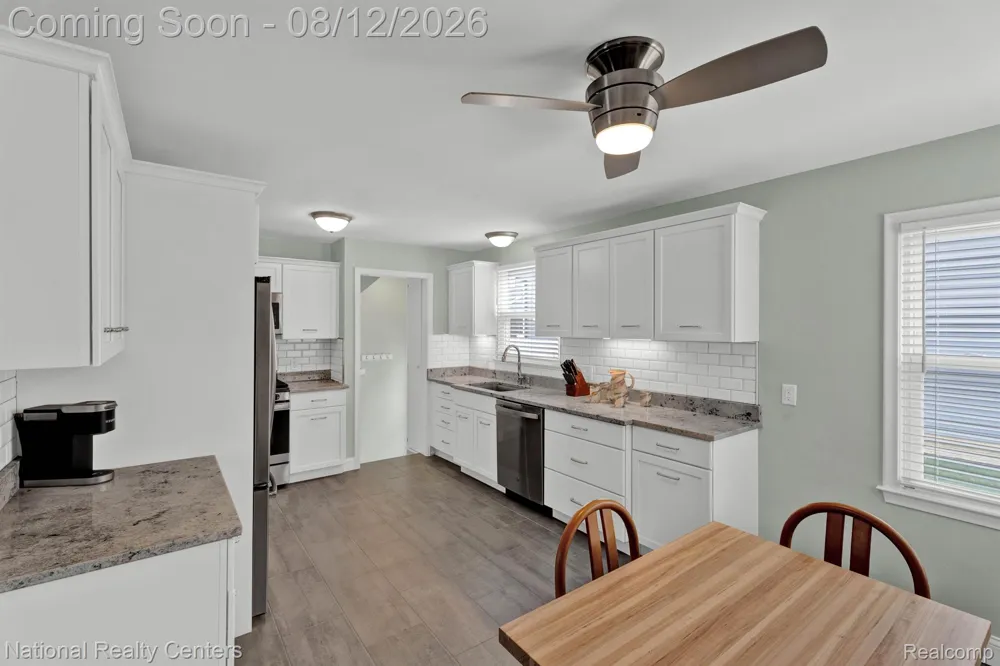 1659 Princeton Road Berkley City, MI 48072