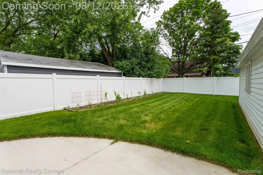 1659 Princeton Road Berkley City, MI 48072