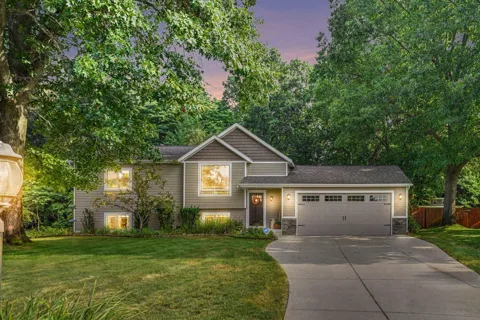 32190 Pinedale Lane
