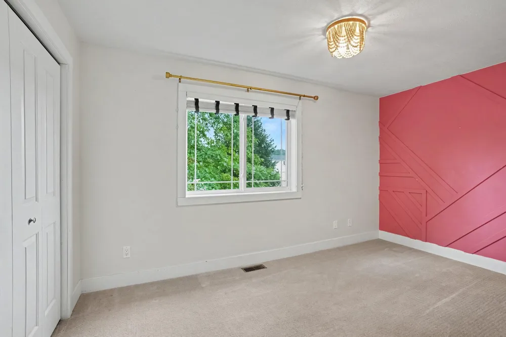 32190 Pinedale Lane Pine Grove Township, MI 49055