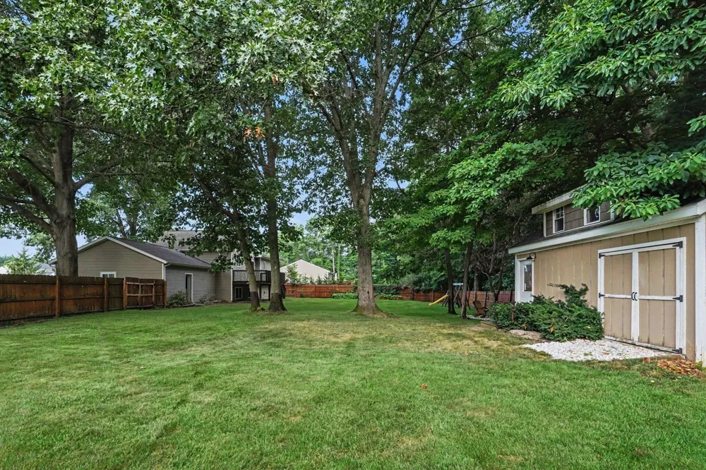 32190 Pinedale Lane Pine Grove Township, MI 49055