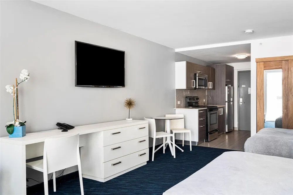 6165 ISLA VERDE AVE. #183 Carolina, PR 00979