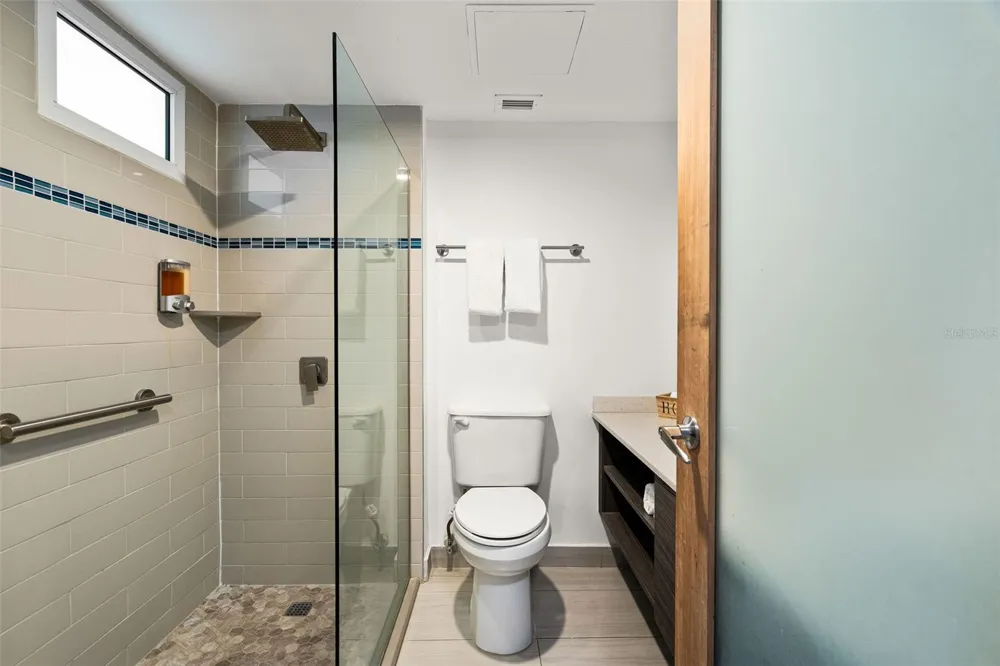6165 ISLA VERDE AVE. #183 Carolina, PR 00979