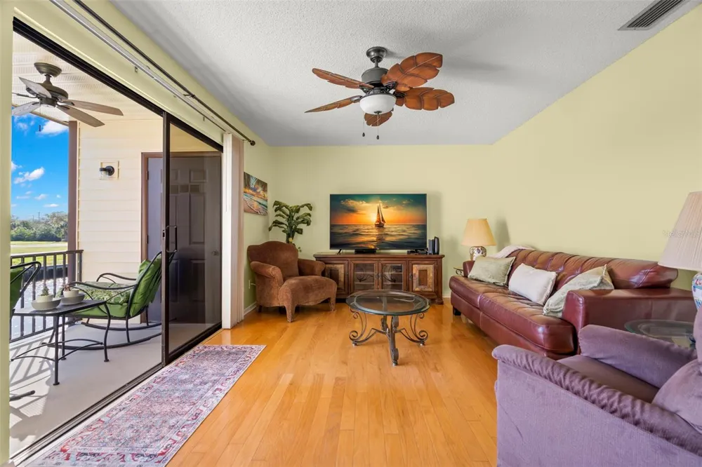 412 MOORINGS COVE DRIVE #7H Tarpon Springs, FL 34689