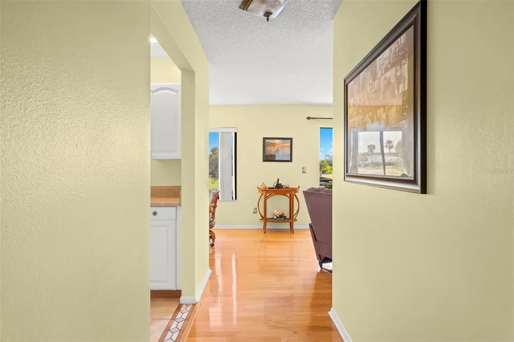 412 MOORINGS COVE DRIVE #7H Tarpon Springs, FL 34689