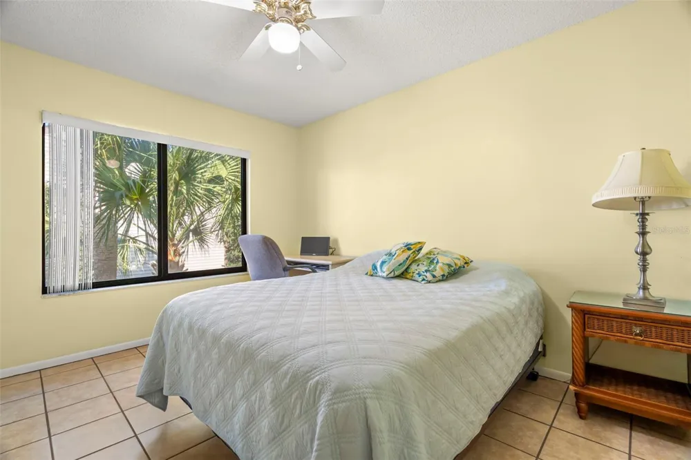 412 MOORINGS COVE DRIVE #7H Tarpon Springs, FL 34689