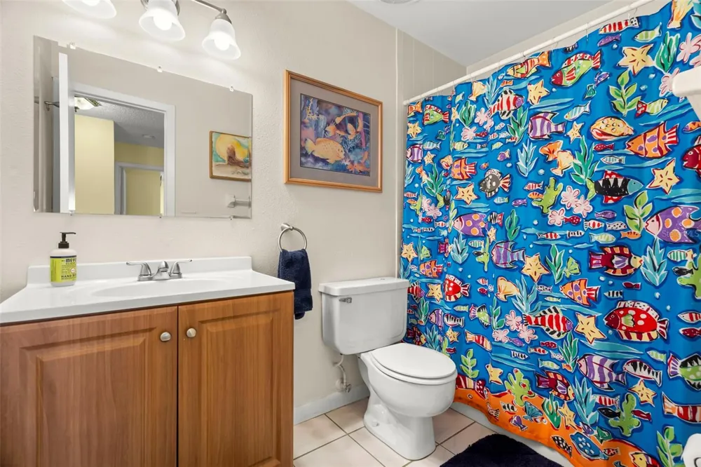 412 MOORINGS COVE DRIVE #7H Tarpon Springs, FL 34689
