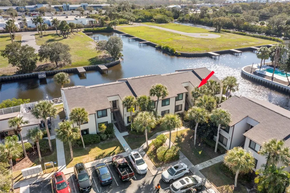 412 MOORINGS COVE DRIVE #7H Tarpon Springs, FL 34689