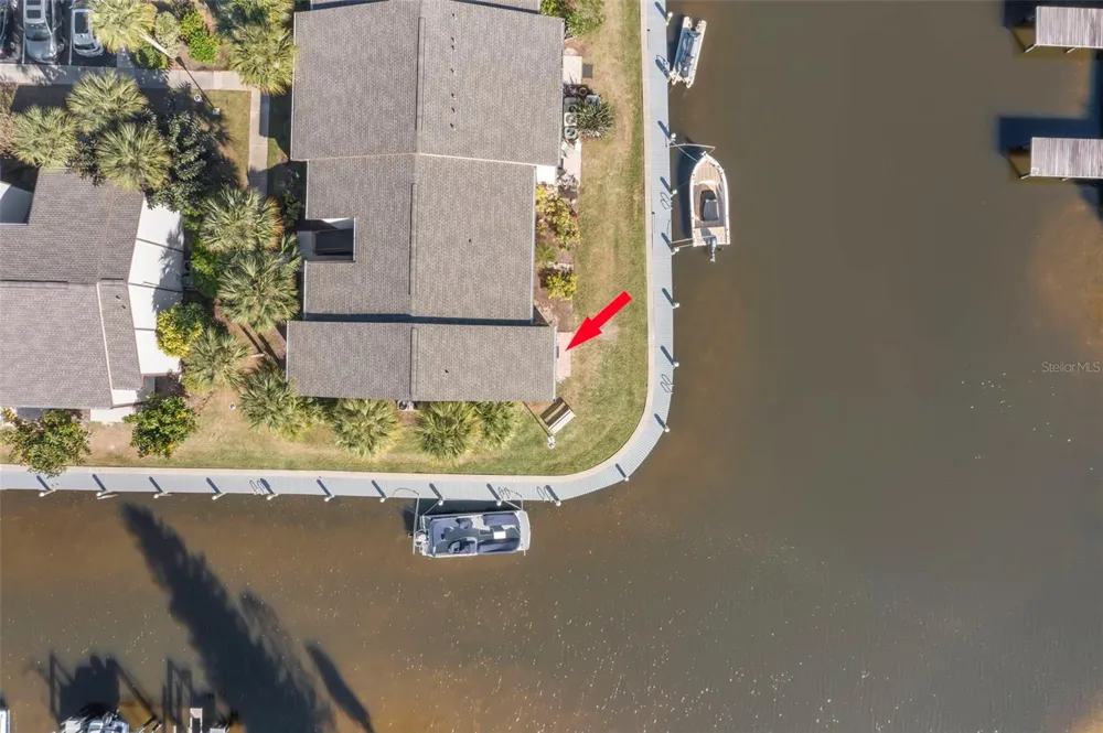412 MOORINGS COVE DRIVE #7H Tarpon Springs, FL 34689