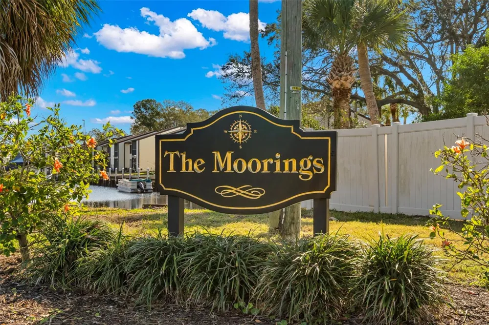 412 MOORINGS COVE DRIVE #7H Tarpon Springs, FL 34689