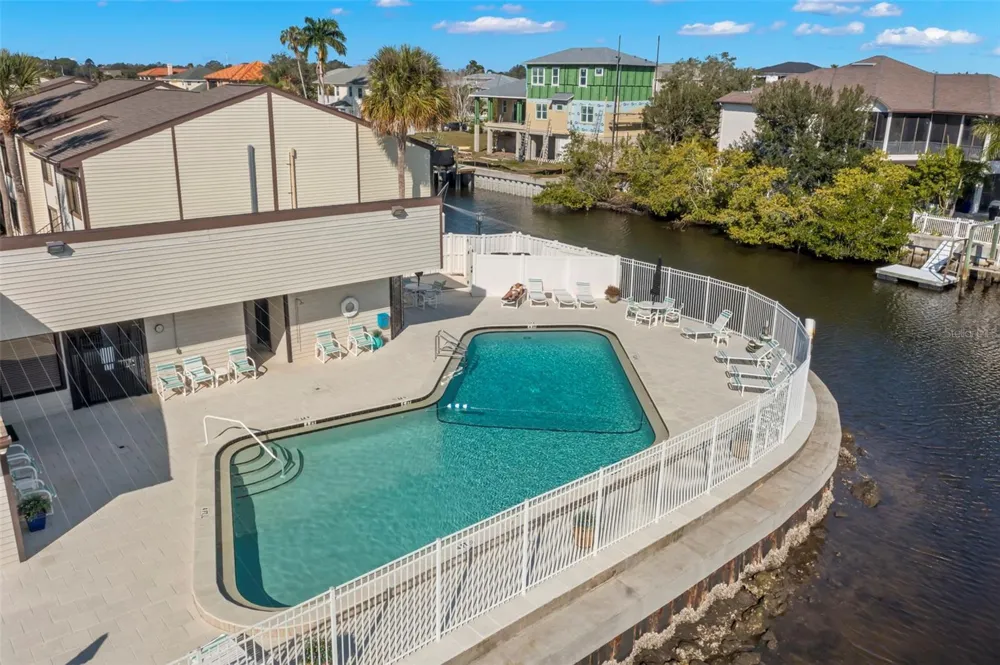 412 MOORINGS COVE DRIVE #7H Tarpon Springs, FL 34689