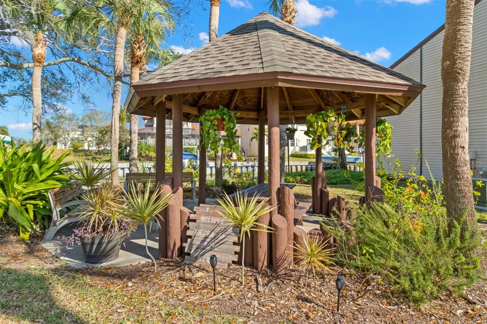 412 MOORINGS COVE DRIVE #7H Tarpon Springs, FL 34689