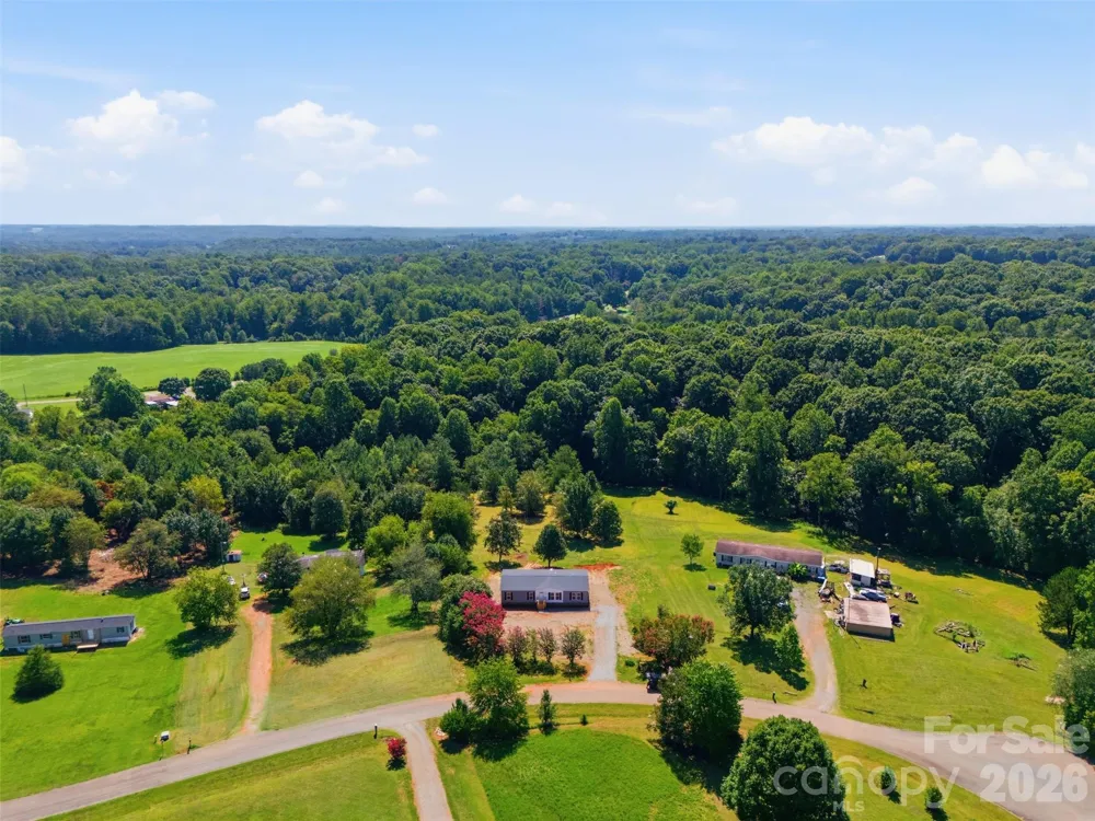 6086 Windover Creek Lane Claremont, NC 28610