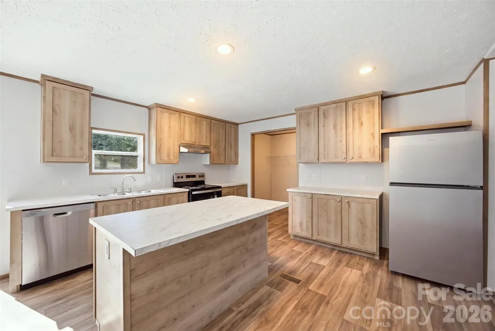6086 Windover Creek Lane Claremont, NC 28610