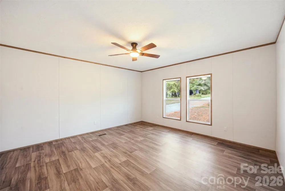 6086 Windover Creek Lane Claremont, NC 28610