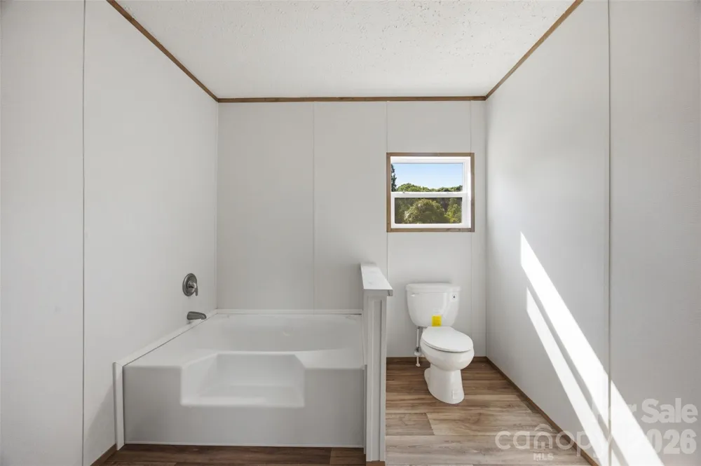 6086 Windover Creek Lane Claremont, NC 28610