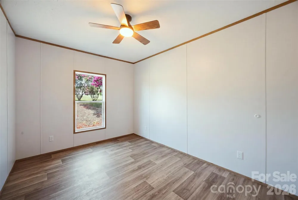 6086 Windover Creek Lane Claremont, NC 28610