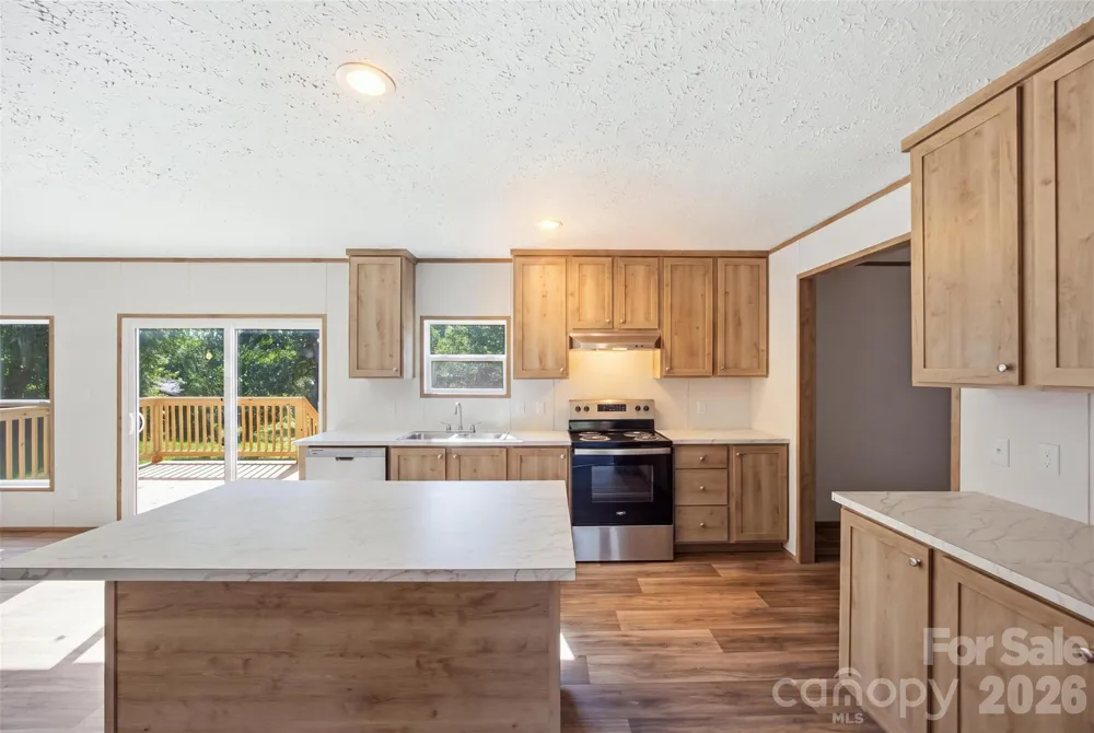 6086 Windover Creek Lane Claremont, NC 28610