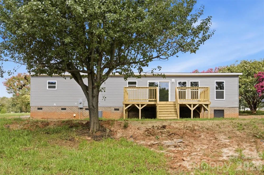 6086 Windover Creek Lane Claremont, NC 28610