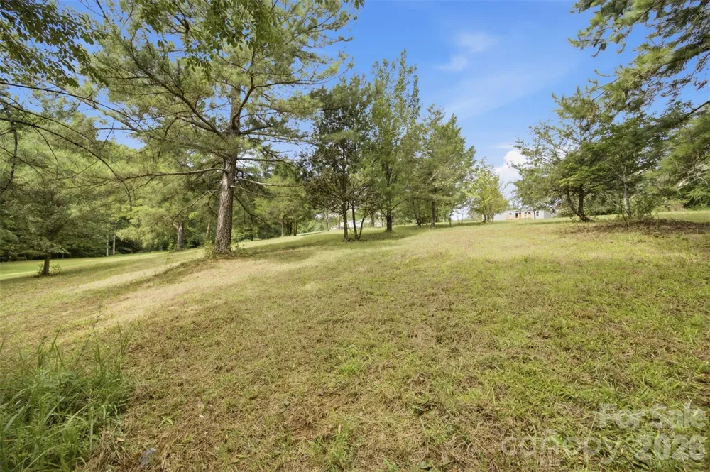 6086 Windover Creek Lane Claremont, NC 28610