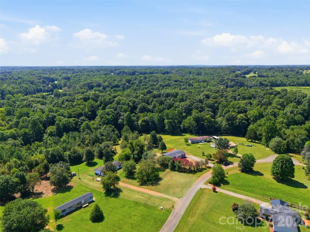 6086 Windover Creek Lane Claremont, NC 28610