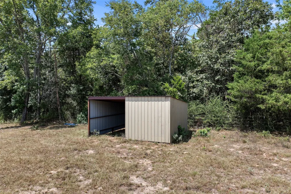 459 County Road 3303 Omaha, TX 75571