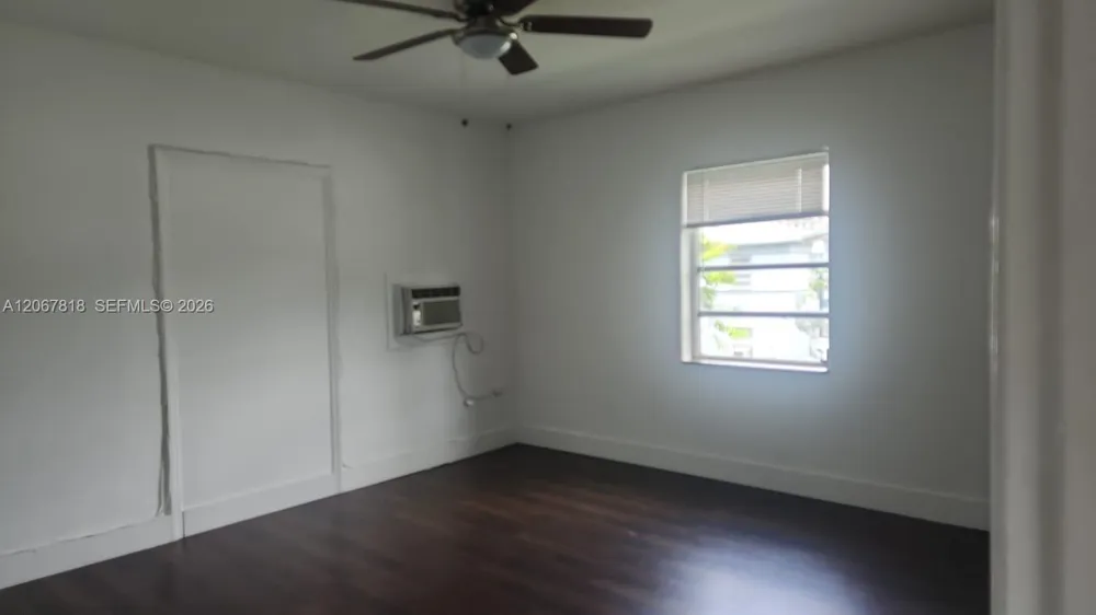 428 NE 82nd St #4E Miami, FL 33138
