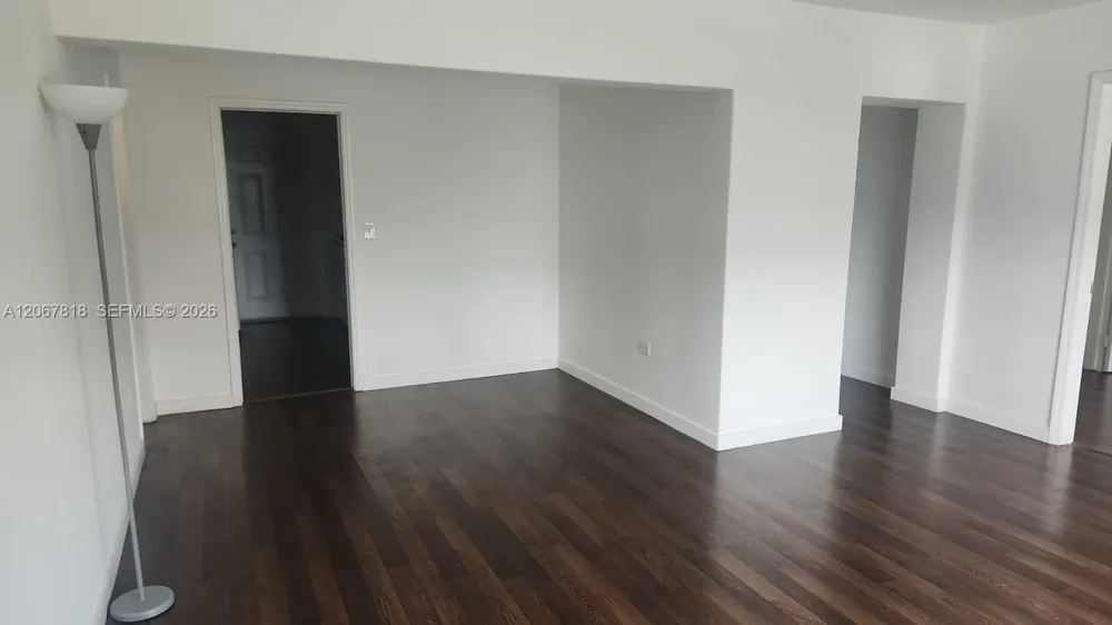 428 NE 82nd St #4E Miami, FL 33138