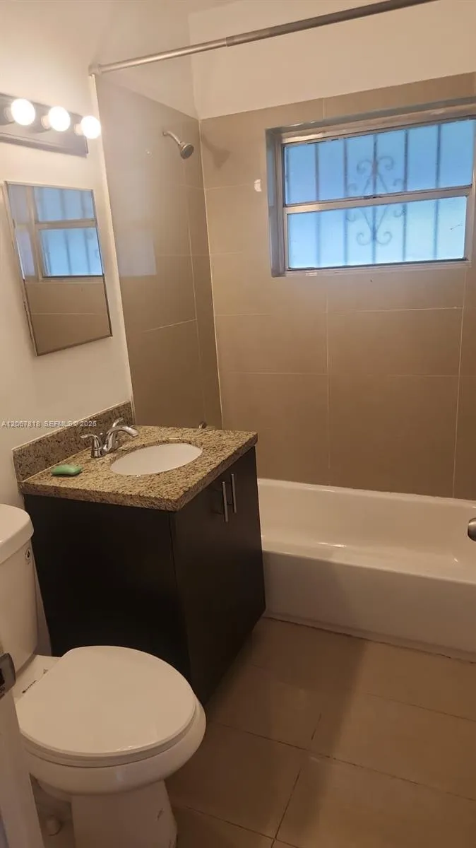 428 NE 82nd St #4E Miami, FL 33138