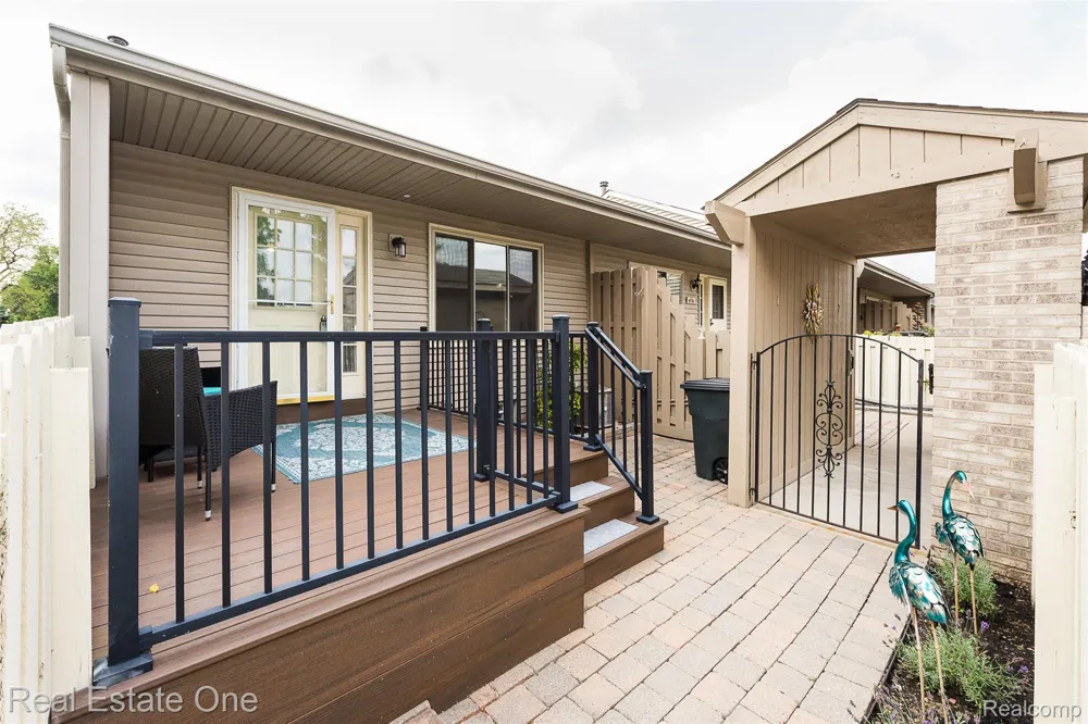 62622 RALEIGH COURT #1 South Lyon City, MI 48178