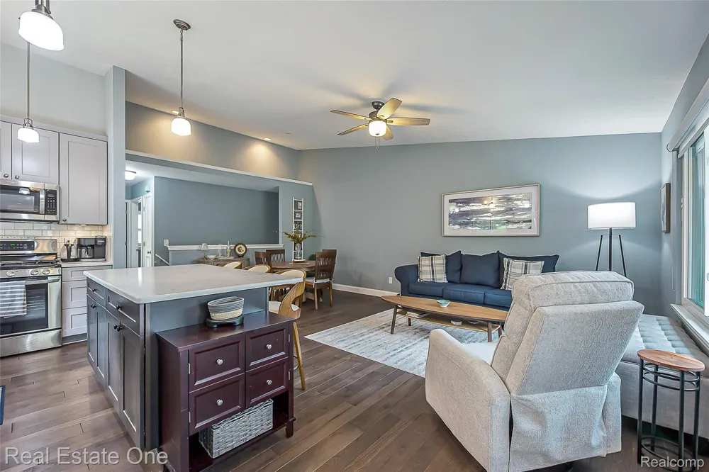 62622 RALEIGH COURT #1 South Lyon City, MI 48178