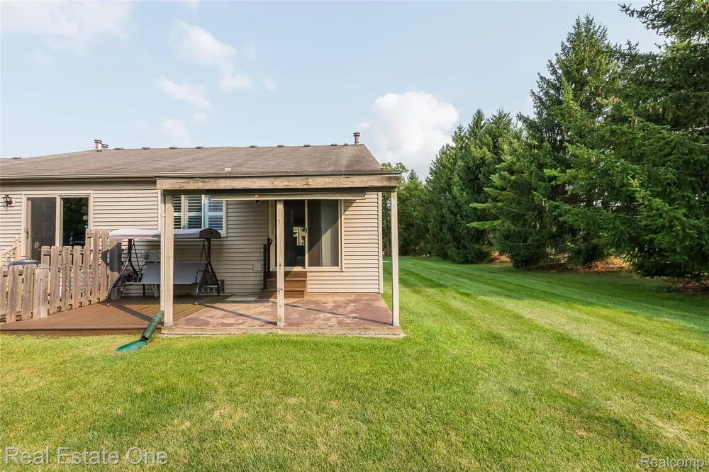 62622 RALEIGH COURT #1 South Lyon City, MI 48178