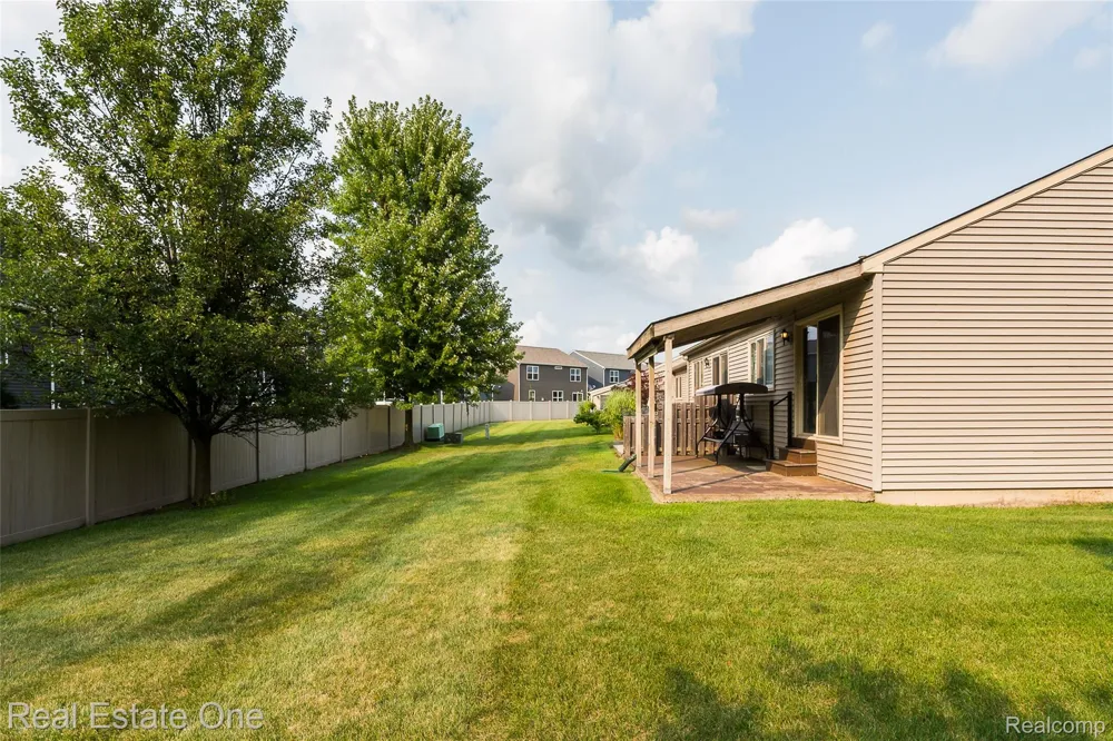 62622 RALEIGH COURT #1 South Lyon City, MI 48178