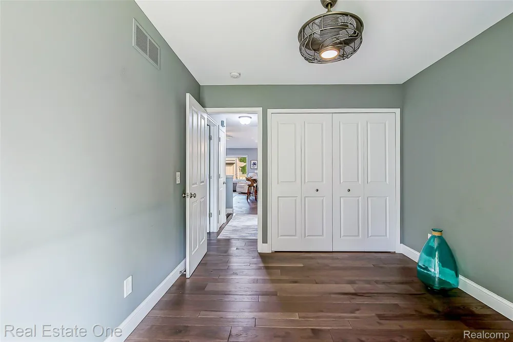 62622 RALEIGH COURT #1 South Lyon City, MI 48178