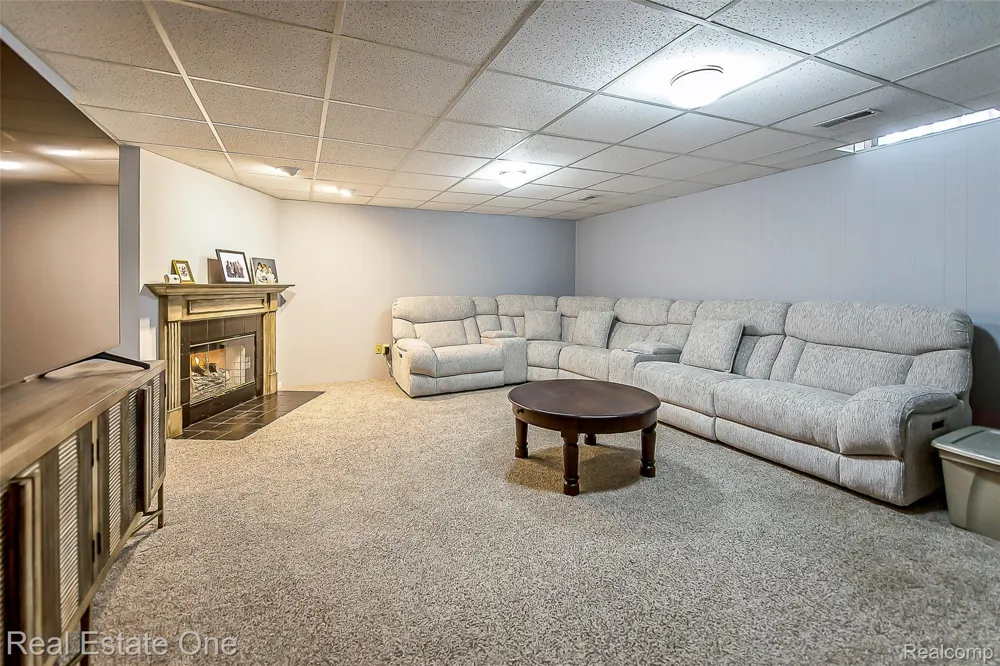 62622 RALEIGH COURT #1 South Lyon City, MI 48178