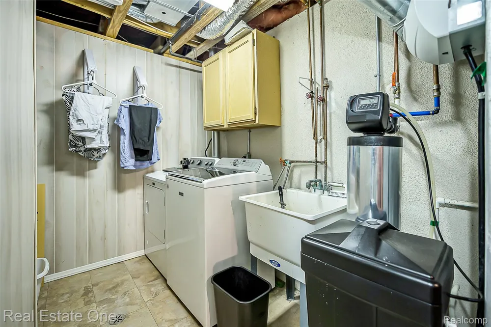 62622 RALEIGH COURT #1 South Lyon City, MI 48178