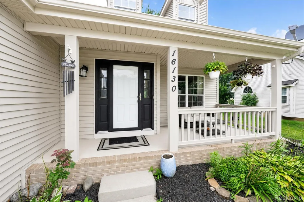 16130 Aspen Hollow Drive Fenton Charter Township, MI 48430