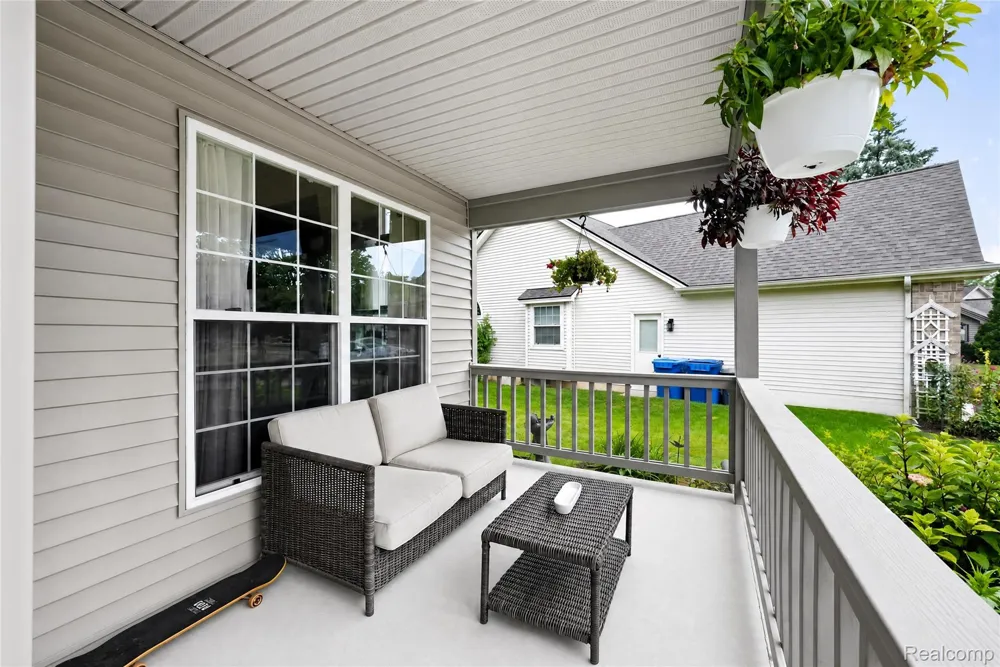 16130 Aspen Hollow Drive Fenton Charter Township, MI 48430