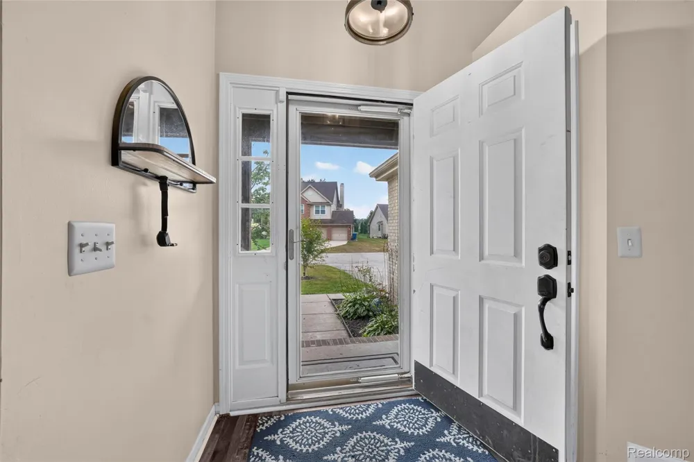 16130 Aspen Hollow Drive Fenton Charter Township, MI 48430