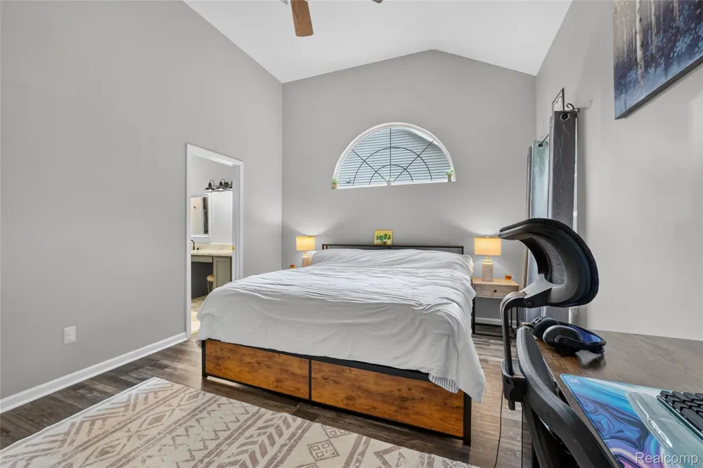 16130 Aspen Hollow Drive Fenton Charter Township, MI 48430