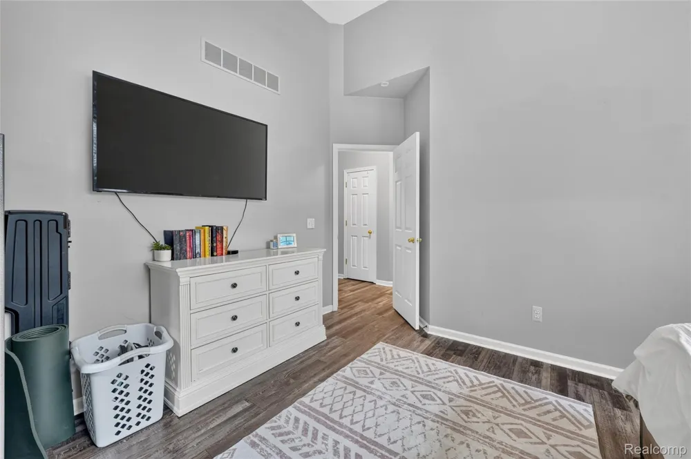 16130 Aspen Hollow Drive Fenton Charter Township, MI 48430
