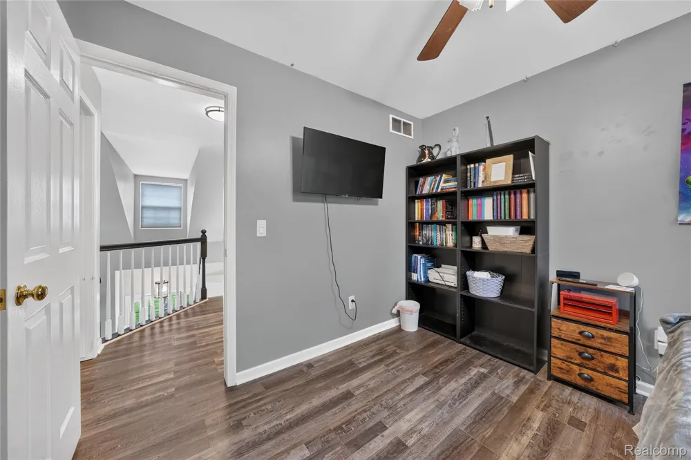 16130 Aspen Hollow Drive Fenton Charter Township, MI 48430